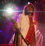 concertshots.com-Aerosmith1-Atlanta91701.JPG (44838 bytes)