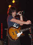 concertshots.com-PeteYorn10-Atlanta112001.JPG (29166 bytes)